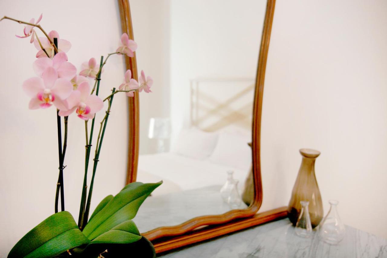 Modern Comfort, Poetic Charm Рим Екстер'єр фото
